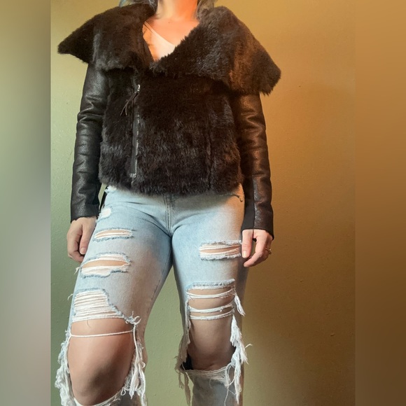 Simply Vera VERA WANG faux fur faux leather jacket - Picture 4 of 9